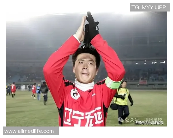 27号篮球衣背后的足球明星传奇与他们的运动精神